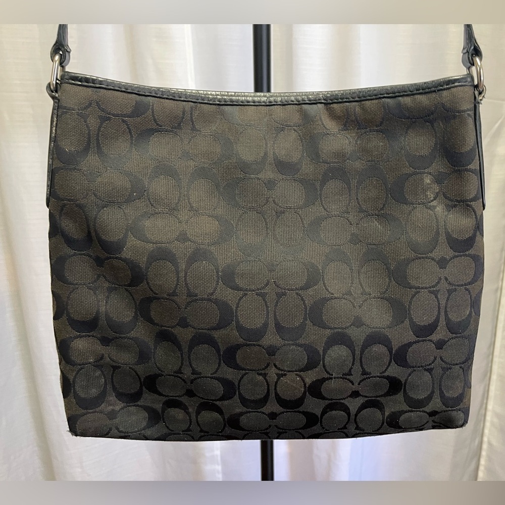 Coach signature logo black crossbody bag in black - Picture 4 of 8